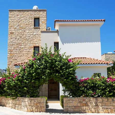 וילה Golden Villas