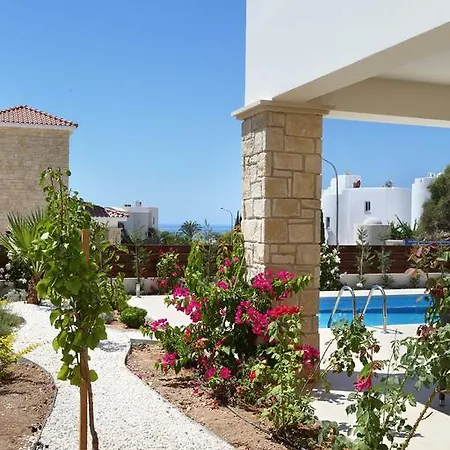 וילה Golden Villas