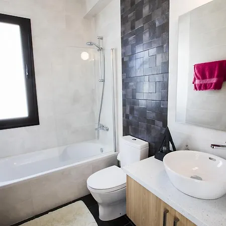 וילה Golden Villas Paphos