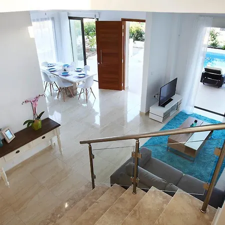 Вилла Golden Villas Пафос