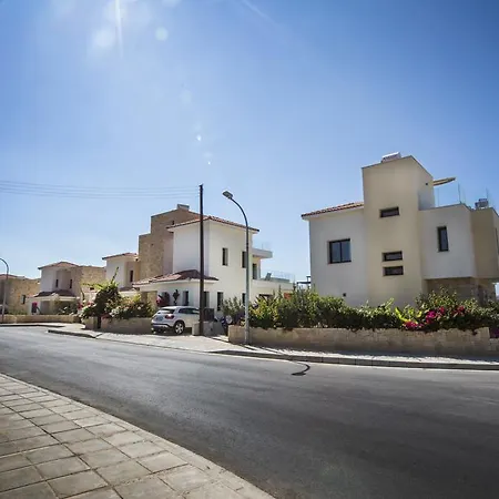 Golden Villas Пафос
